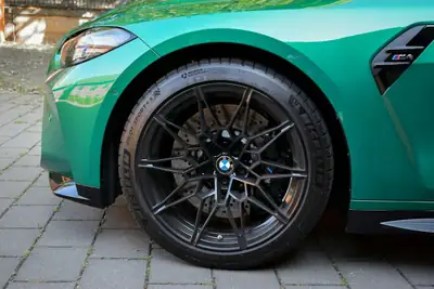 BMW M4 Coupé — 480 ch, boîte manuelle, rare et performante — Miniature 18