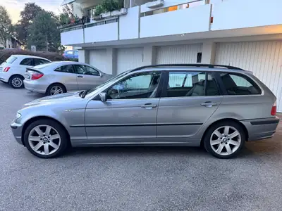 BMW 325xi Break 2004 — Traction intégrale, 192 ch, excellent état sans sinistre — côté