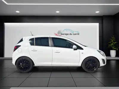 Opel Corsa 1.4 TP Color Edition — Citadine fiable, entretien maîtrisé, sans sinistre — intérieur