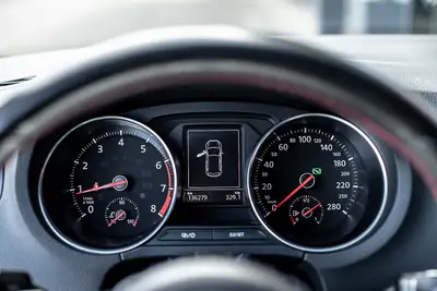VW Polo 1.8 TSI GTI BMT — Sportive compacte, 192 ch, expertise du jour — Thumbnail 14