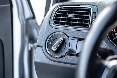 VW Polo 1.8 TSI GTI BMT — Sportive compacte, 192 ch, expertise du jour — Thumbnail 15