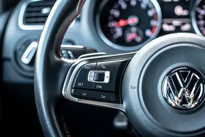 VW Polo 1.8 TSI GTI BMT — Sportive compacte, 192 ch, expertise du jour — Thumbnail 16