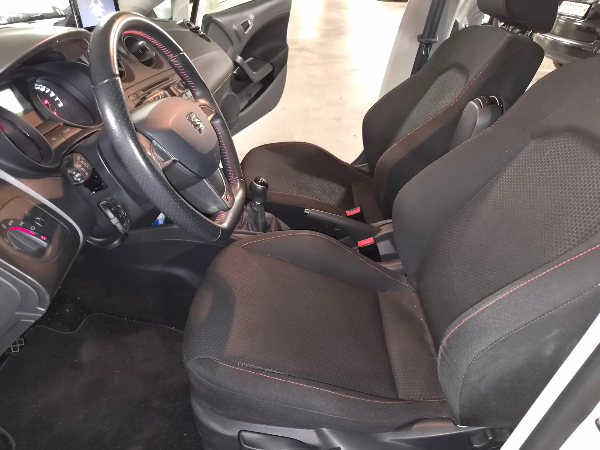 SEAT Ibiza 2015 occasion Puplinge — 3