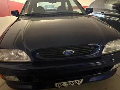 Ford Escort 2.0i 16V RS — Légende sportive des années 90, 150 ch purs — detail