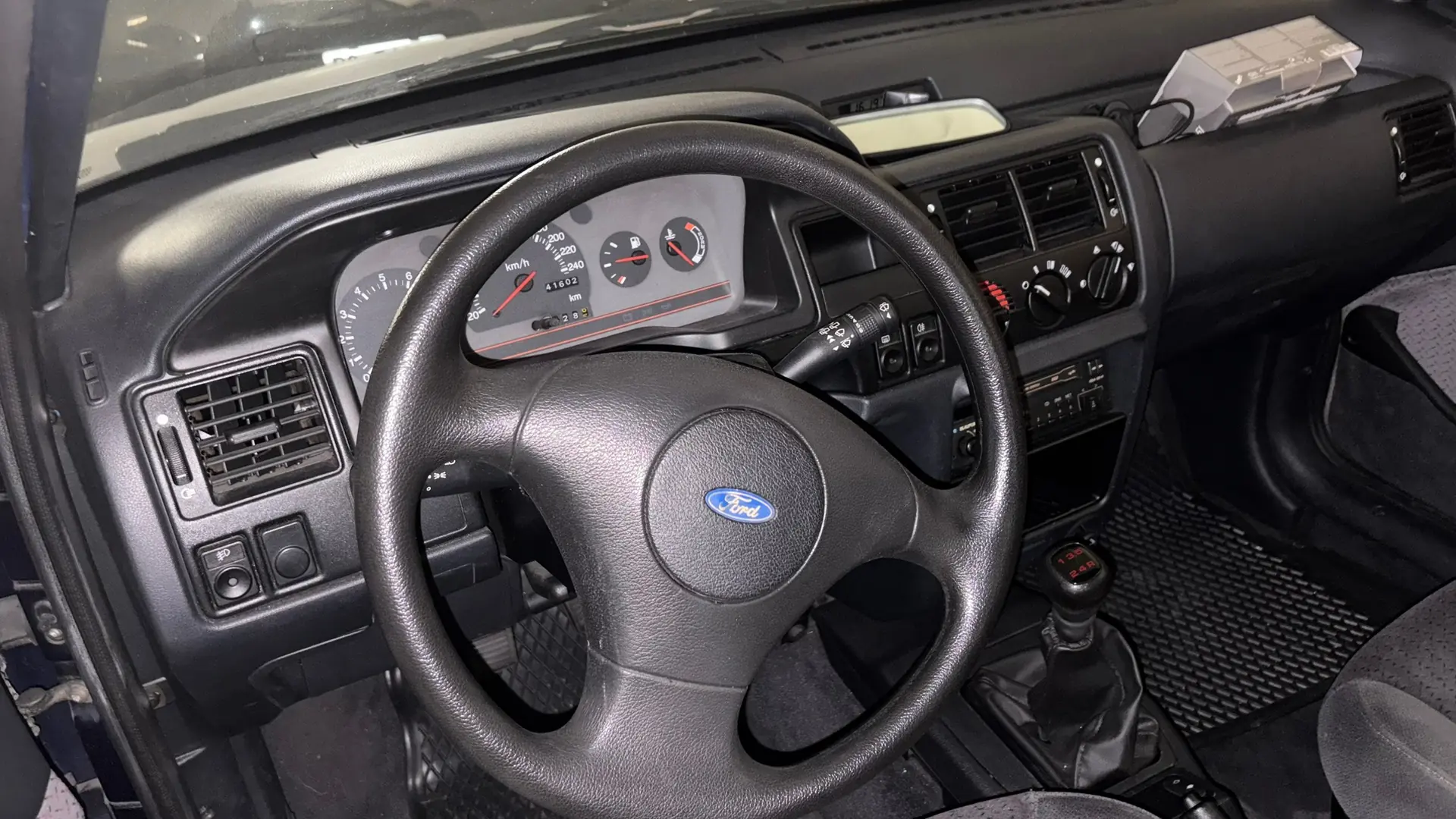 Ford Escort 1992 occasion Basel — 5