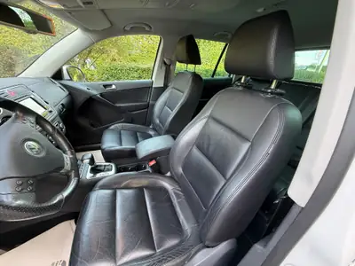 VW Tiguan 2.0 TSI R-Line — SUV robuste, boîte automatique, 4-roues motrices — Thumbnail 8