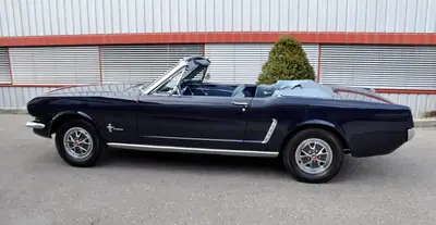 Ford Mustang Cabriolet 1965 — L'icône américaine convertible, 150'000 km — intérieur