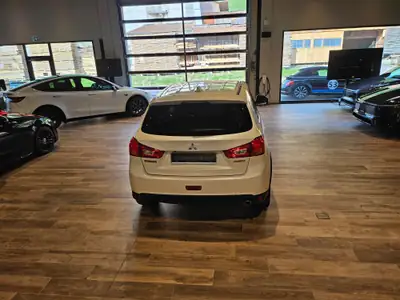 Mitsubishi ASX 2.2 DID Style 4WD — SUV fiable, diesel économique, tout juste révisé — Thumbnail 12
