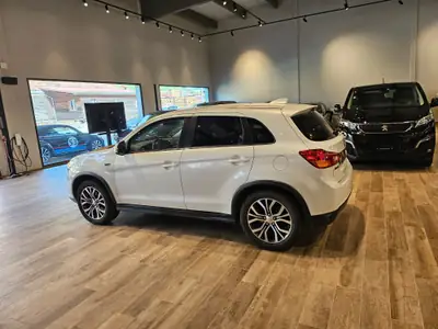 Mitsubishi ASX 2.2 DID Style 4WD — SUV fiable, diesel économique, tout juste révisé — Thumbnail 15