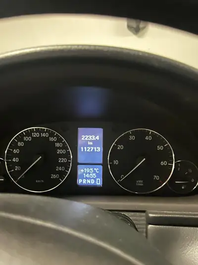 Mercedes-Benz C 280 V6 4Matic — Berline premium 2006, motorisation prestigieuse et traction intégrale — dettaglio