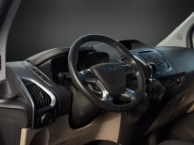 Ford Tourneo Custom 300 L1H1 Titanium — Monospace 8 places, diesel économe et fiable — Thumbnail 8