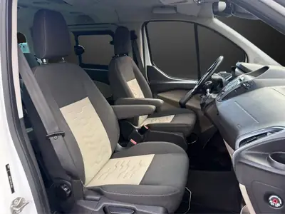 Ford Tourneo Custom 300 L1H1 Titanium — Monospace 8 places, diesel économe et fiable — Thumbnail 9