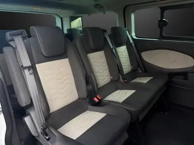 Ford Tourneo Custom 300 L1H1 Titanium — Monospace 8 places, diesel économe et fiable — Thumbnail 13