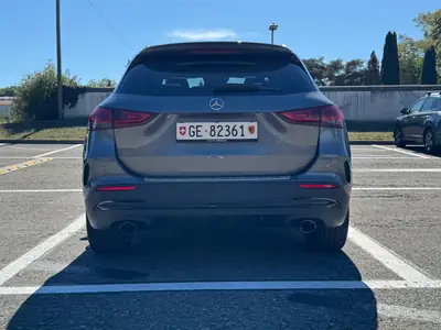 Mercedes-Benz GLA 35 AMG 4matic — Performance sportive et rouage intégral, 36 500 km — vista posteriore