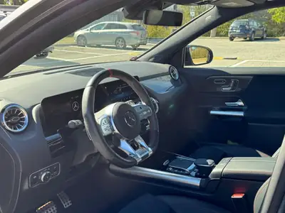 Mercedes-Benz GLA 35 AMG 4matic — Performance sportive et rouage intégral, 36 500 km — dettaglio