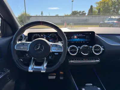 Mercedes-Benz GLA 35 AMG 4matic — Performance sportive et rouage intégral, 36 500 km — Miniatura 9