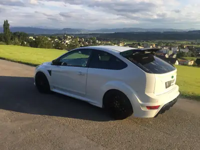 Ford Focus 2.5i Turbo RS — Sportive 305 ch, transmission manuelle, sans sinistre — rear view