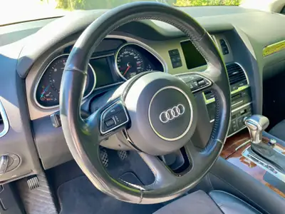 Audi Q7 3.0 V6 TDI Quattro — SUV 7 places premium, suspension pneumatique ajustable — Thumbnail 12