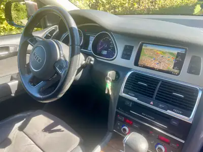 Audi Q7 3.0 V6 TDI Quattro — SUV 7 places premium, suspension pneumatique ajustable — Thumbnail 13