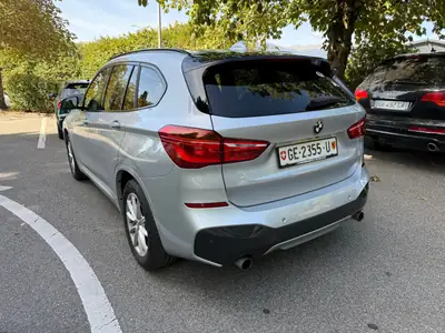 BMW X1 xDrive 20i M Sport — SUV compact dynamique, entretien complet — detail