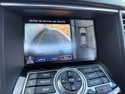 INFINITI FX30d S Premium AWD — SUV diesel robuste, suivi complet, sans sinistre — Miniature 9