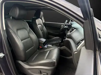 Hyundai Tucson 2.0 CRDI Vertex 4WD — SUV robuste, transmission automatique, 100 000 km — Thumbnail 9