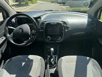 Renault Captur 1.2 TCe Intens — SUV compact économique et sans sinistre — côté