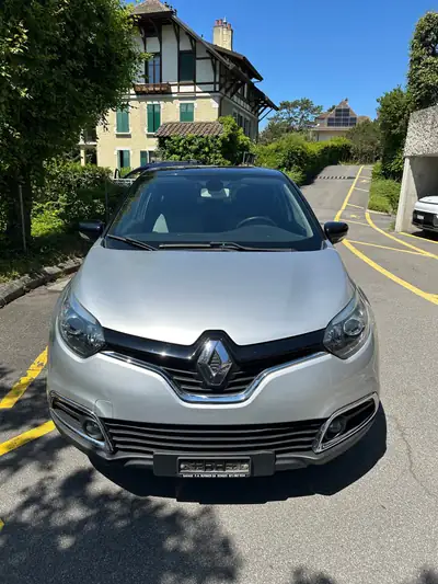 Renault Captur 1.2 TCe Intens — SUV compact économique et sans sinistre — détail