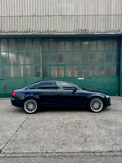 Audi A4 2.0 TFSI 180 ch — Berline dynamique essence, transmission CVT fluide — Miniature 14