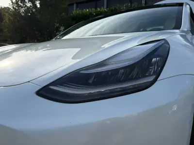 Tesla Model 3 Performance Dual Motor AWD — Électrique haute performance, 189'000 km — Miniature 12