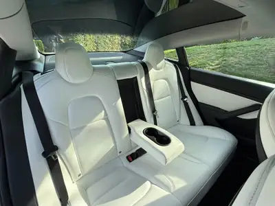 Tesla Model 3 Performance Dual Motor AWD — Électrique haute performance, 189'000 km — Miniature 13