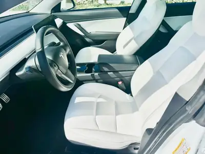Tesla Model 3 Performance Dual Motor AWD — Électrique haute performance, 189'000 km — Miniature 17