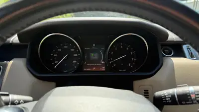 Range Rover Sport 5.0 V8 SC Autobiography Dynamic — Performances superbes, sans accident — détail