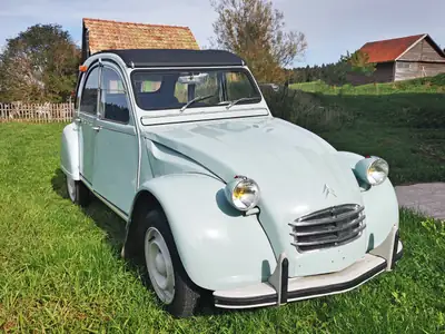 Citroën 2CV AZA 1969 — L'icône française restaurée, seulement 15'437 km — Seitenansicht