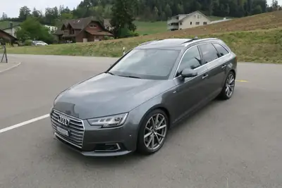 Audi A4 Avant 3.0 TDI 272 — Breaks dynamique quatre-roues motrices et 123 000 km — vue extérieure
