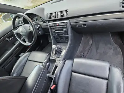 Audi S4 Avant 4.2 V8 quattro — Berline de prestige, moteur révisé, 160000 km — Detail