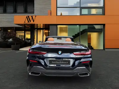 BMW M850i xDrive Cabriolet — Décapotable sport 530 ch, seulement 24'900 km — tableau de bord