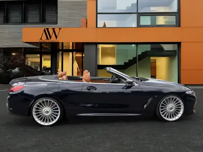 BMW M850i xDrive Cabriolet — Décapotable sport 530 ch, seulement 24'900 km — Miniature 7