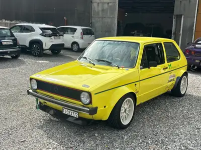 VW Golf 1 GTI 1.8 16V — Légende des années 80, moteur homologué course et route — vue extérieure