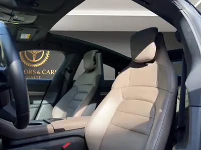 Porsche Taycan 4S 2022 — Berline électrique haute performance, 49'000 km — Miniature 16
