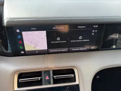 Porsche Taycan 4S 2022 — Berline électrique haute performance, 49'000 km — Miniature 24