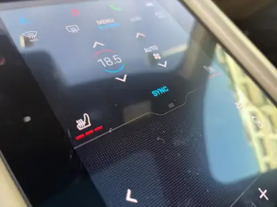 Porsche Taycan 4S 2022 — Berline électrique haute performance, 49'000 km — Miniature 27