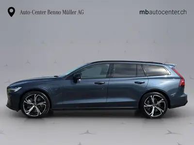Volvo V60 2.0 T6 TE Plus Dark eAWD — Berline hybride rechargeable, 3000 km seulement — côté