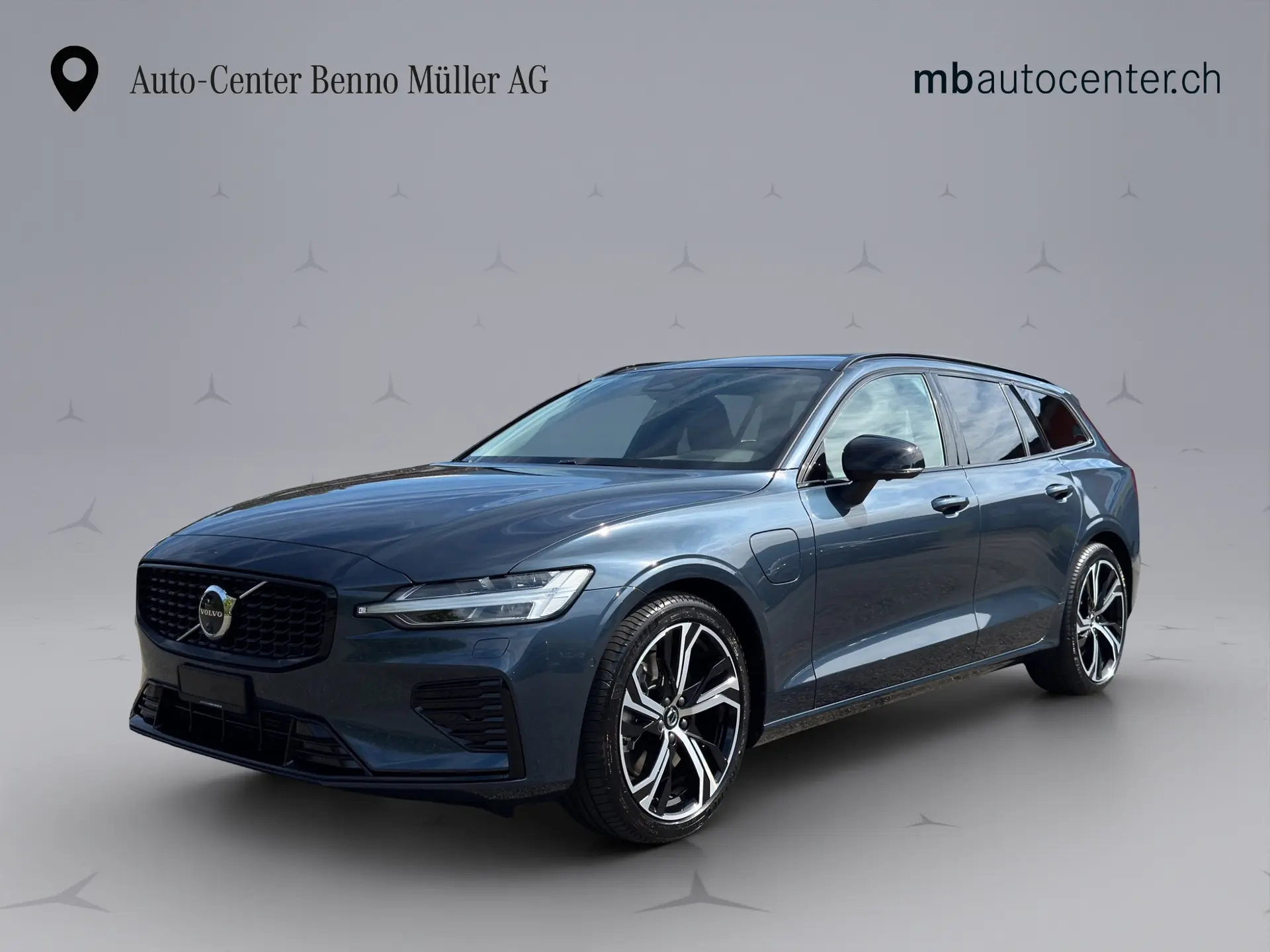 Volvo V60 2.0 T6 TE Plus Dark eAWD — Berline hybride rechargeable, 3000 km seulement