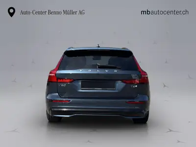 Volvo V60 2.0 T6 TE Plus Dark eAWD — Berline hybride rechargeable, 3000 km seulement — intérieur