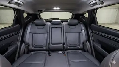 Hyundai Tucson 1.6 T-GDi PHEV Vertex 4WD — SUV hybride rechargeable, toit panoramique, 61'000 km — Miniatura 8