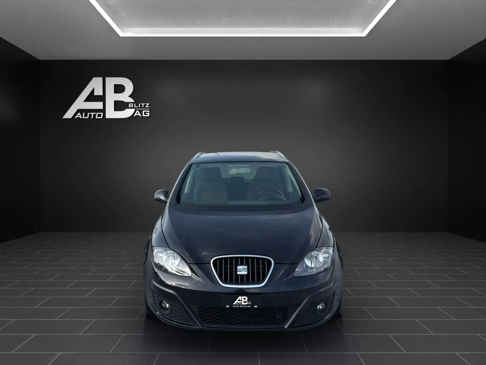 SEAT Altea XL 1.9 TDI Style 4x4 — Monospace spacieux, tout-terrain, frais révisé