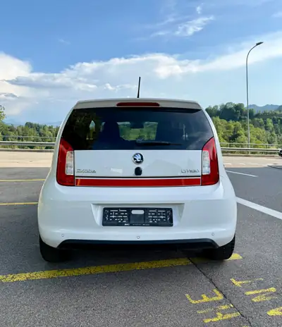 Skoda Citigo 2013 — Citadine économique et fiable, 113'000 km — dashboard