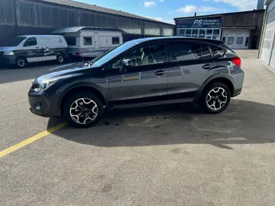 Subaru XV 2.0 D — SUV compact fiable, entretien à jour et contrôle technique frais — rear view