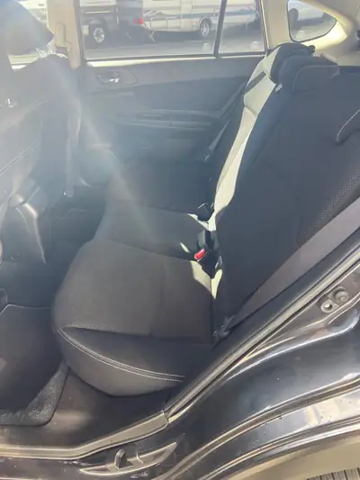 Subaru XV 2.0 D — SUV compact fiable, entretien à jour et contrôle technique frais — Thumbnail 11